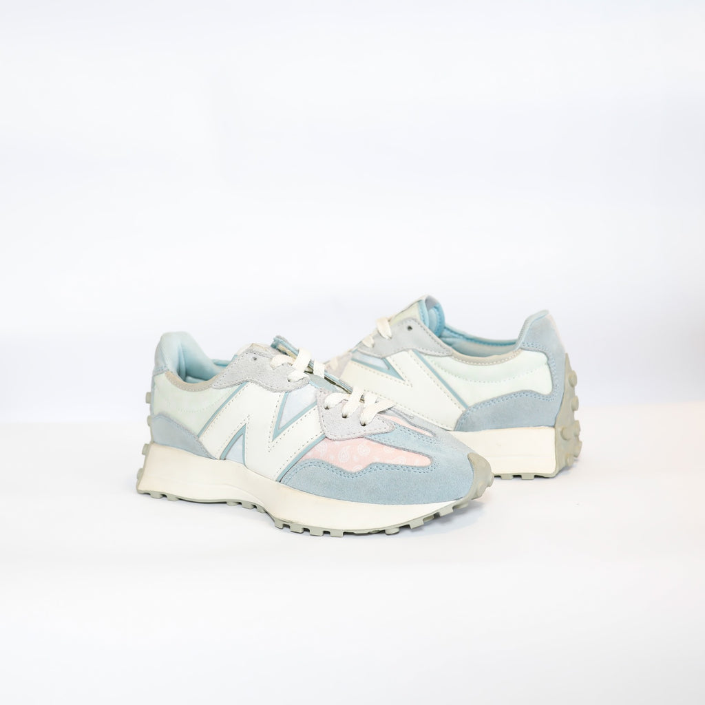 New Balance Women Shoes